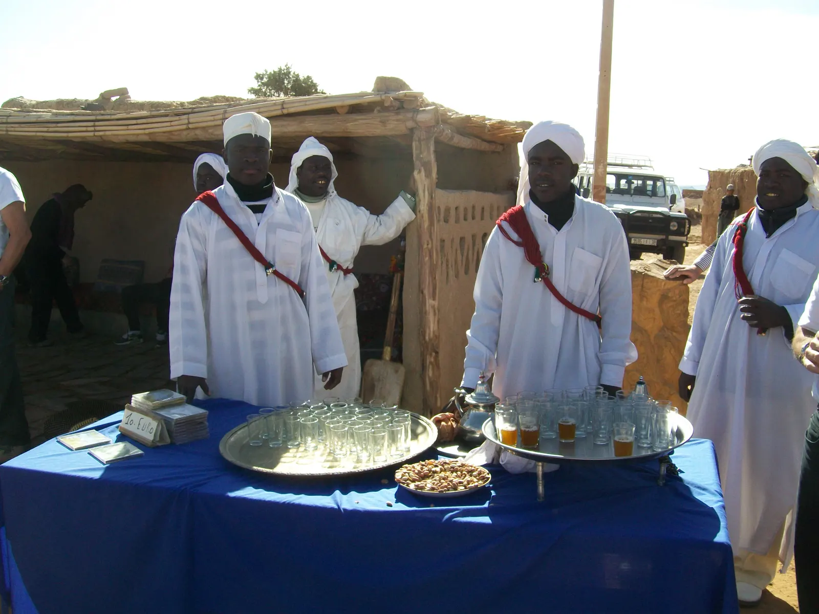 Les Pigeons du Sable: la música Gnaoua de Khamlia