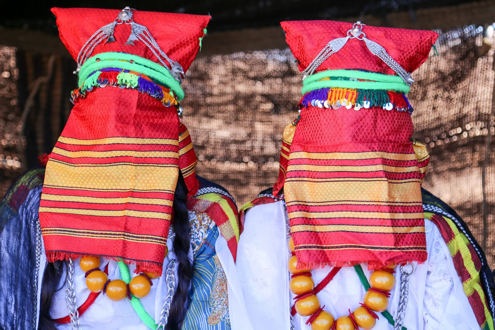 Guías bereberes con vestimenta tradicional